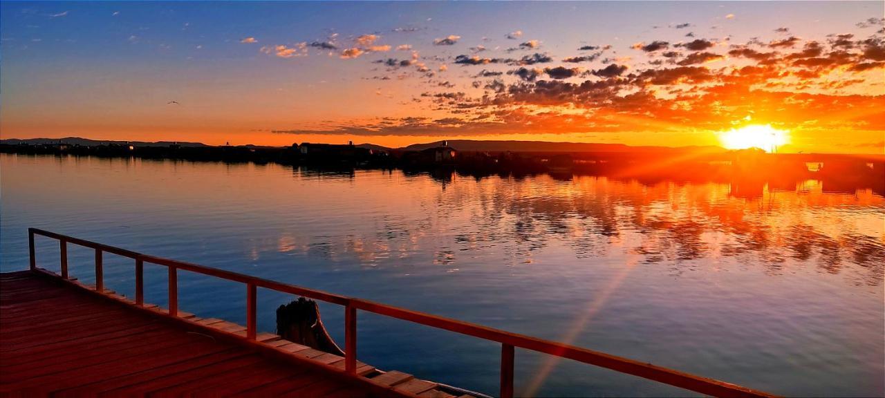 Lago Titicaca Puno Exterior photo